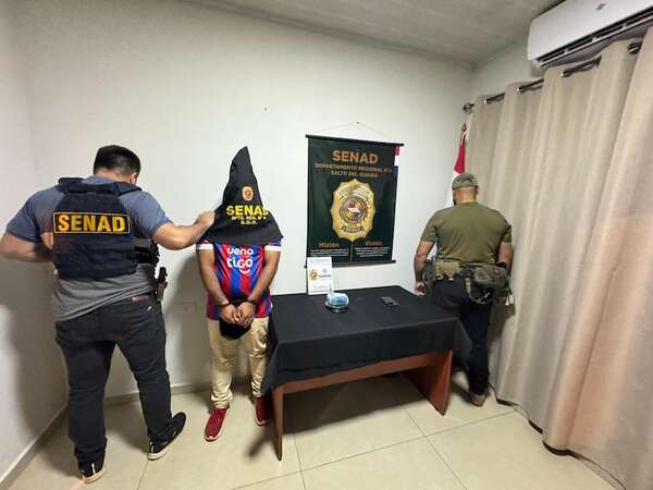 Capturan a distribuidor mayorista de cocaína en Puente Kyha - Policiales - ABC Color