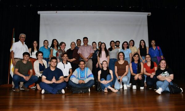 Jóvenes investigadores de la UNE ultiman detalles para viaje a UDELAR