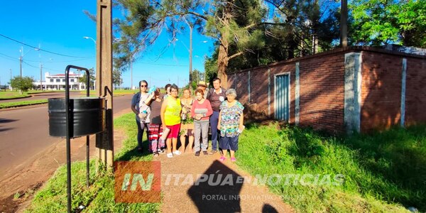  VECINOS DEL B° MBOI KAE DE ENCARNACIÓN SUMIDOS EN EL OLOR NAUSEABUNDO  - Itapúa Noticias