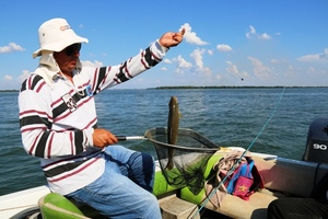 Comienza la veda pesquera en aguas compartidas con Argentina y Brasil