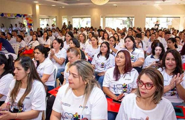 Congreso Azul para docentes marca un “paso gigantesco” hacia la inclusión educativa de niños con TEA | DIARIO PRIMERA PLANA
