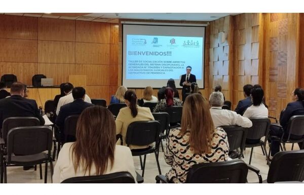Instruyen sobre correcto llenado de planillas de informes de pendencia