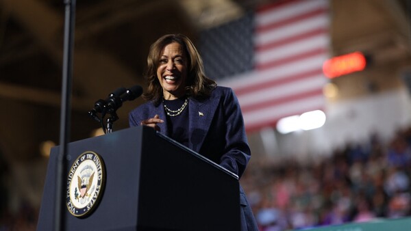 Elecciones en EEUU: Kamala Harris, la mujer que podría hacer historia
