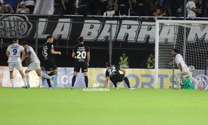Versus / Ameliano y su paternidad absoluta sobre Olimpia