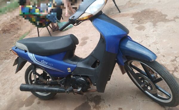 Motocicleta cambiada por error o hurto en barrio Centro
