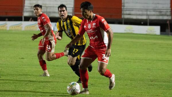 Guaraní con todo: "No hay peor garrote que el VAR"