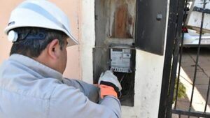 Cortarán la "lu" a 7.600 clientes morosos en Luquelandia