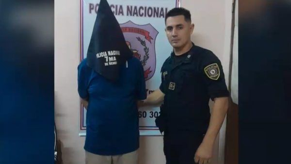 Hombre presuntamente alcoholizado fue detenido tras rozar una moto de la Policía
