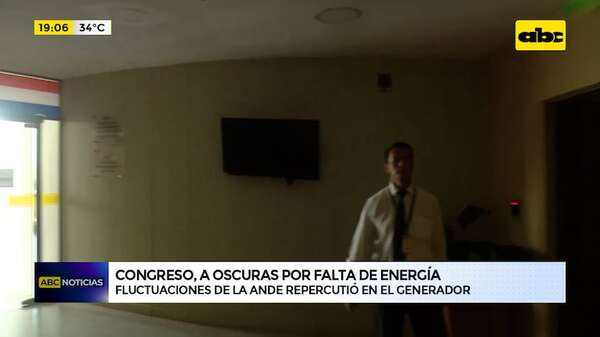El Congreso a oscuras: fluctuaciones de la ANDE afectaron al generador - ABC Noticias - ABC Color