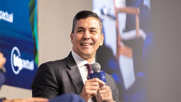 Santiago Peña invita a los empresarios brasileños a invertir en Paraguay