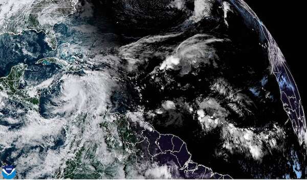 República Dominicana, “muy pendiente” a la evolución de la tormenta tropical Rafael - Mundo - ABC Color