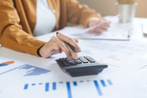 Leve aumento mensual de la tasa de interés para créditos - Economía - ABC Color