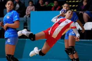 Balonmano: Guerreras afilan lanzas para el Sur Centro de Río - Polideportivo - ABC Color