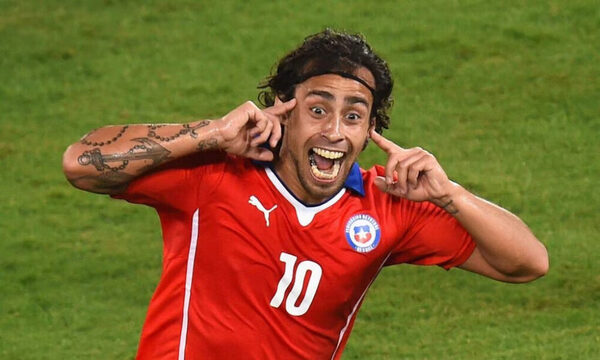 Revocan prisión preventiva al exfutbolista chileno Jorge Valdivia, acusado de violación