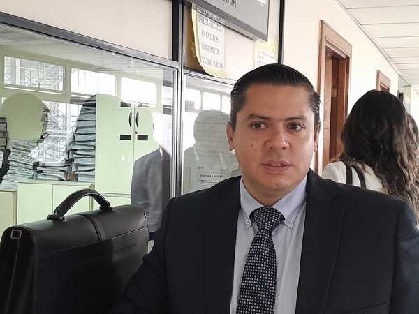 “Kencho” Rodríguez volvió a recusar a jueza y logró suspender juicio por difamación, calumnia e injuria