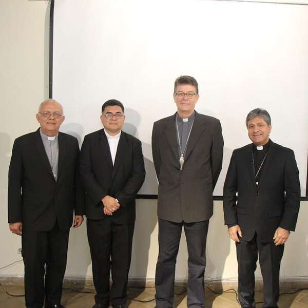Conferencia Episcopal Paraguaya tiene nuevas autoridades, electas por la Asamblea de Obispos - Nacionales - ABC Color