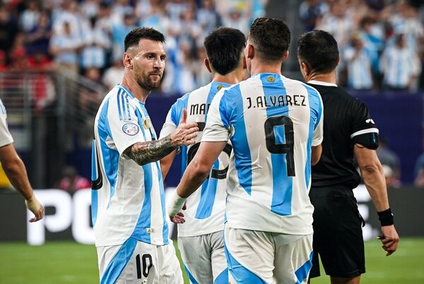 Versus / Con una sorpresa: La lista de convocados de Argentina, próximo rival de Paraguay