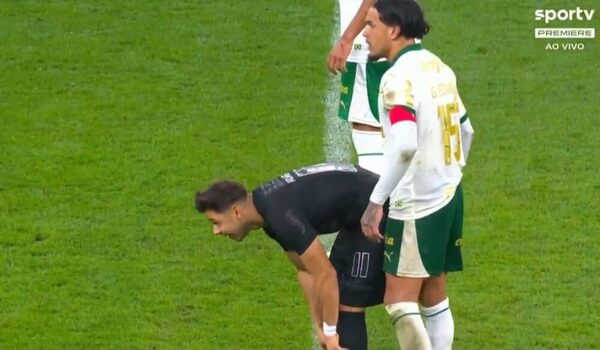 (VIDEO) ¡Nde! ¿Mba’e pio pea?: capitán de la selección nacional “pinceló” a Angel Romero