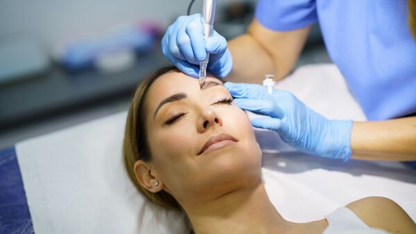Adriana Enciso Explica la Micropigmentación y los Procedimientos de Belleza al Detalle - SNT