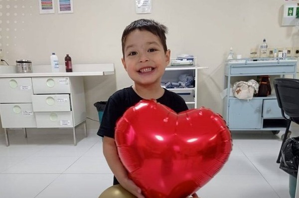 Tras más de 15 horas de cirugía, concluye trasplante de corazón de Milan - ADN Digital