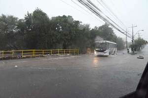 Alerta meteorológica: intensas lluvias y tormentas afectan a siete departamentos - Clima - ABC Color