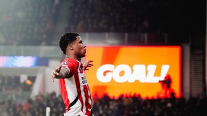 El PSV vapulea al Girona