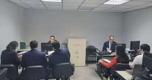 La Nación / Dos exfiscales enfrentarán juicio oral por recibir regalo de supuesto narco