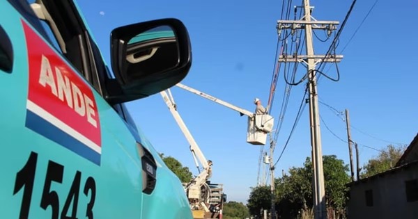 ANDE advierte sobre graves riesgos en manipulación de infraestructura eléctrica - ADN Digital