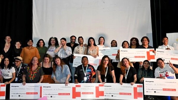 Concurso Emergentes premió a 12 proyectos ganadores