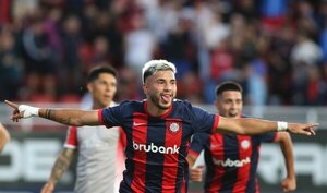 Versus / San Lorenzo rescata un punto con gol de Iván Leguizamón