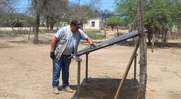 Paneles solares garantizan cadena de frío en vacunatorio de Boquerón