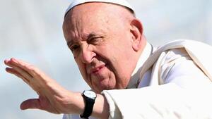 El Papa reza ante la Virgen de los Desamparados por "Valencia, que sufre tanto"