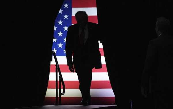 Trump regresa a la Casa Blanca en una reaparición basada en un llamado a los votantes frustrados - San Lorenzo Hoy