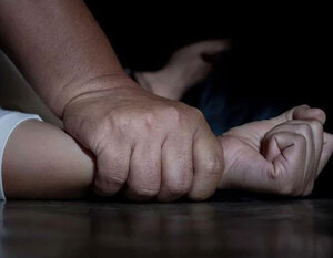 Abusaron sexualmente de una mujer en su propia vivienda