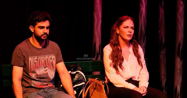 La Nación / Dany Pereira y Rossana Bellassai debutaron en las tablas con pieza dramática
