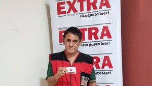 Canillita ganador de "Tu grito viene con premio" regaló el premio a su mamá