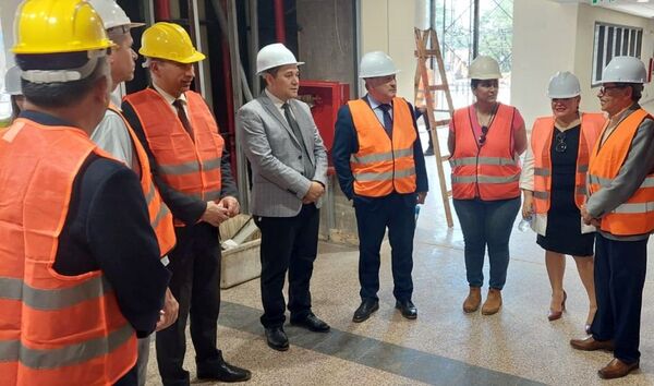 Ministro Jiménez Rolón verificó los avances de la futura sede judicial de Capiatá