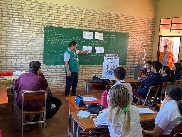 Estudiantes de Hernandarias se capacitan en salud preventiva - ADN Digital