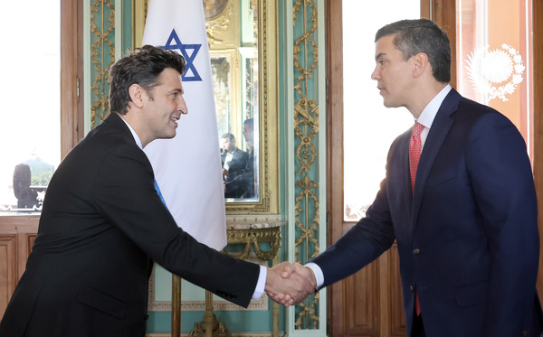 Nuevos embajadores entregaron cartas credenciales al presidente Peña - .::Agencia IP::.