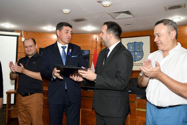 Ministro Ríos Ojeda fue declarado ciudadano ilustre de Asunción