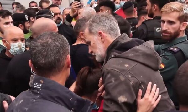Detienen a un hombre por la agresión al presidente Sánchez y los reyes de España en Valencia