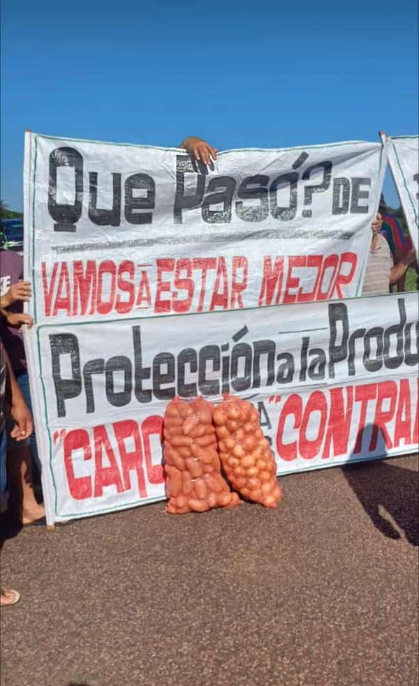Productores vuelven a protestar en contra del contrabando