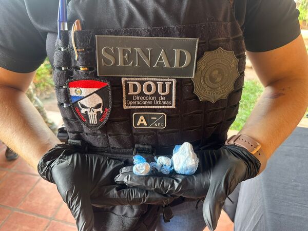 SENAD capturó a "socios" microtráficantes en la ciudad de Limpio - trece