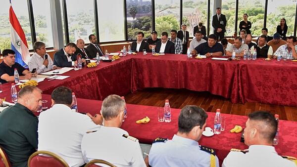 Senadores piden a Fiscalía revisar casos de contrabando de hortalizas