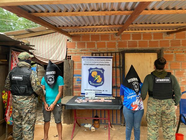 Allanamiento en Concepción: Detienen a tres personas e incautan drogas y otros elementos