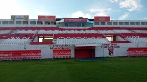 Versus / Pulen detalles para el choque entre Libertad y Luqueño en Carapeguá