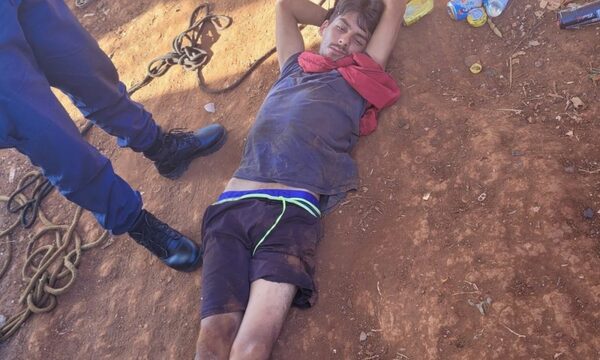 Vecinos atraparon a ladrón y lo ataron de pies y manos para entregarlo a la Policía – Diario TNPRESS
