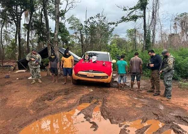 En operativo “Cerrojo” de Senad detienen a 4 narcotraficantes en Canindeyú | DIARIO PRIMERA PLANA