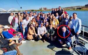 Pelea en avión: Celeste Amarilla denuncia maltrato de un funcionario colorado que viajó en el “tour vip”  - Política - ABC Color