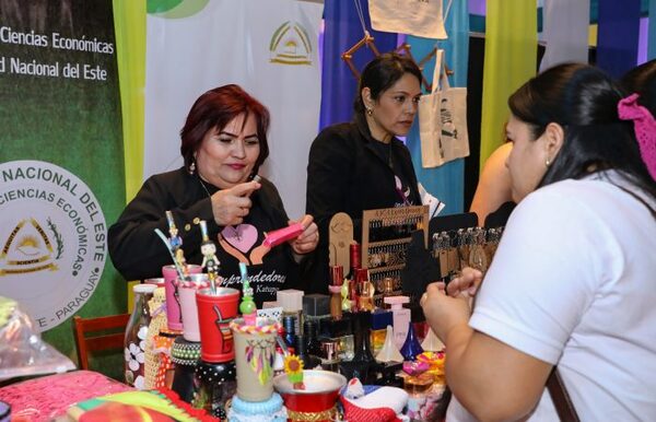 Emprende Fest 2024 cerró con más de 100 emprendedores feriantes - .::Agencia IP::.